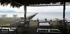 Utsikt från den enda restaurangen i Molos