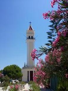 Vackert kyrktorn i Zakynthos