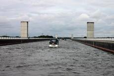 Akvedukten över Elbe.