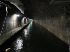 Inne i tunneln Inne i tunneln
