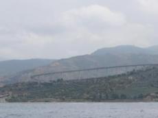 Bro vid San Stefano